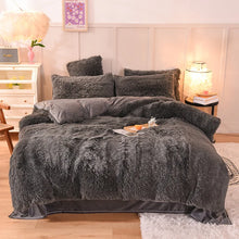 Load image into Gallery viewer, Mink Velvet Duvet Set