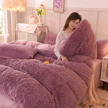 Load image into Gallery viewer, Mink Velvet Duvet Set