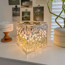 Load image into Gallery viewer, Tulip Sea Cube Night Light
