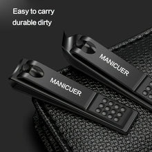 Load image into Gallery viewer, Green 9 Pcs Manicure Set With Leather Case
