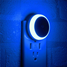 Load image into Gallery viewer, Auto Dimming Night Lamp
