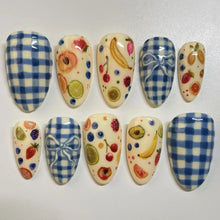 Load image into Gallery viewer, Fun Art Press on Nails
