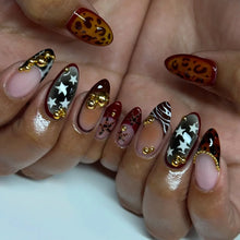 Load image into Gallery viewer, Fun Art Press on Nails
